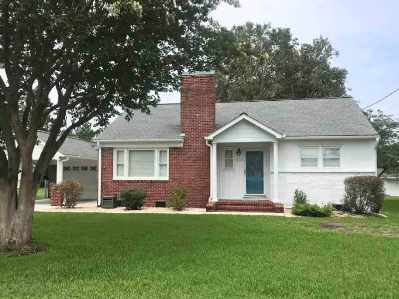 Coastal Cheerful-3 bedroom home