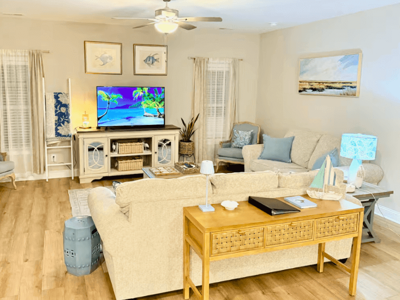 Coastal Lighthouse – Calm, Cozy, Close to It All